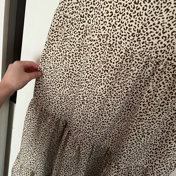 SOLD-Women’s Shein Leopard Print Maxi Dress - Picture 5 of 6